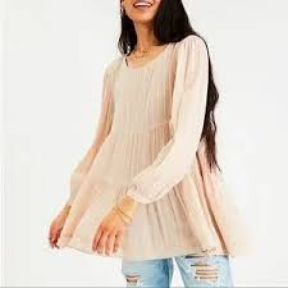 American Eagle Cream Tiered Baby Doll Open Back Blouse Women's size XS